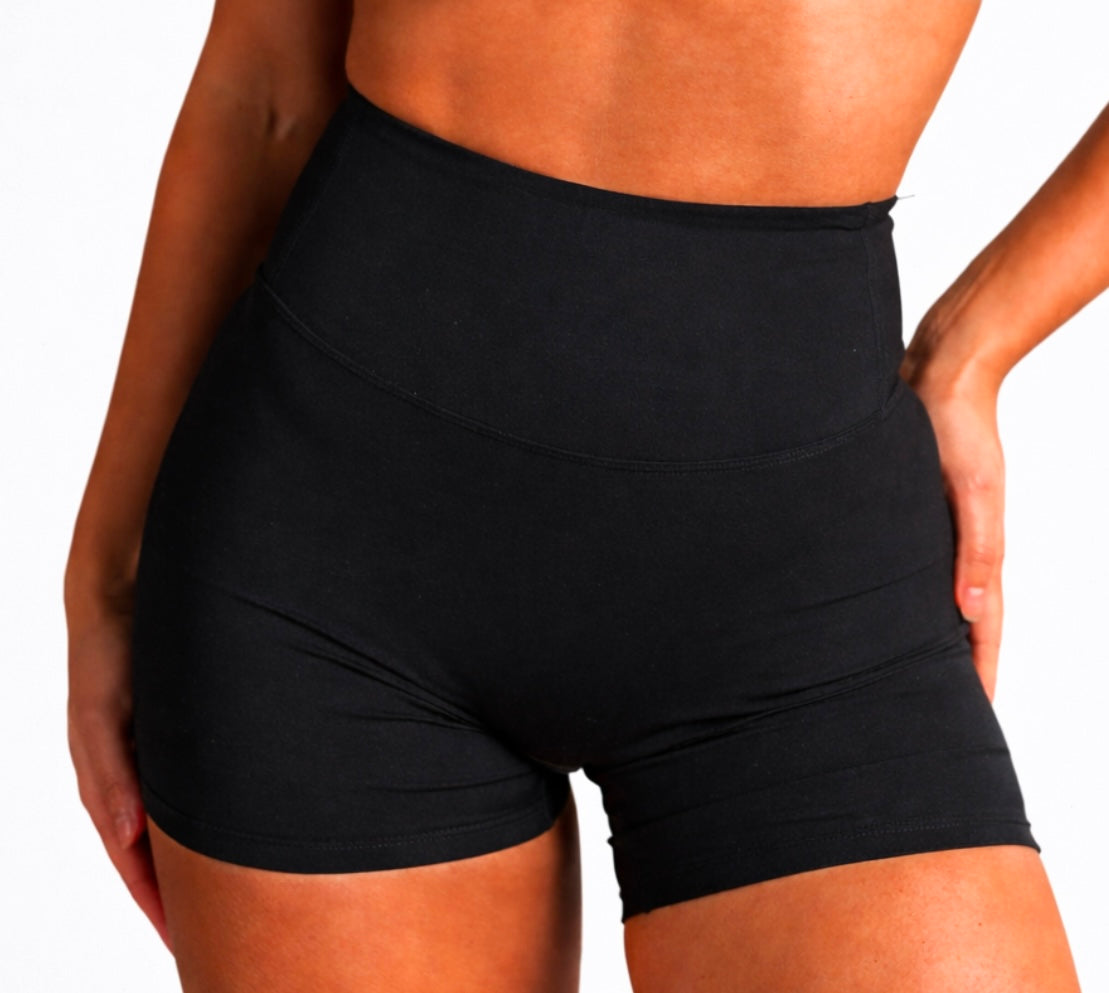 Staple Invisible Scrunch Shorts