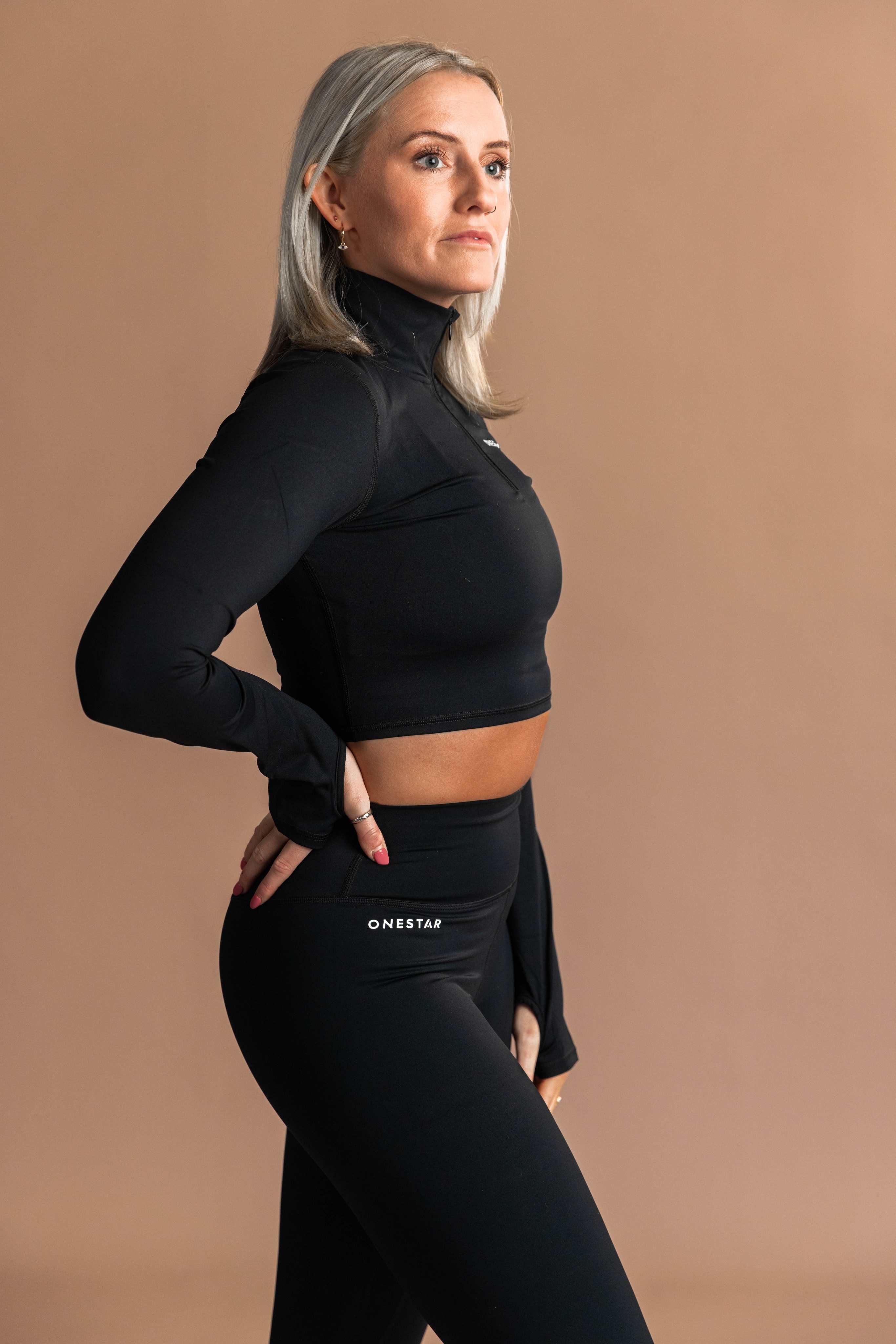 Force Long Sleeve Zip Crop Top